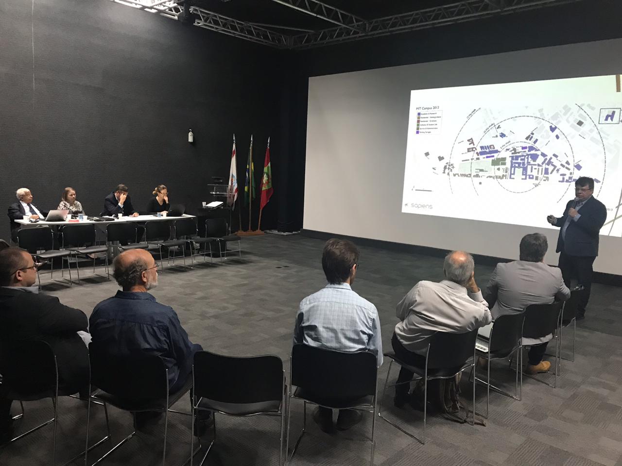 photo-2018-11-12-14-24-03-b